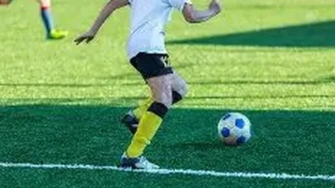 黄子韬寻访丁真于四川，丁真心向拉萨，西藏之旅备受期待